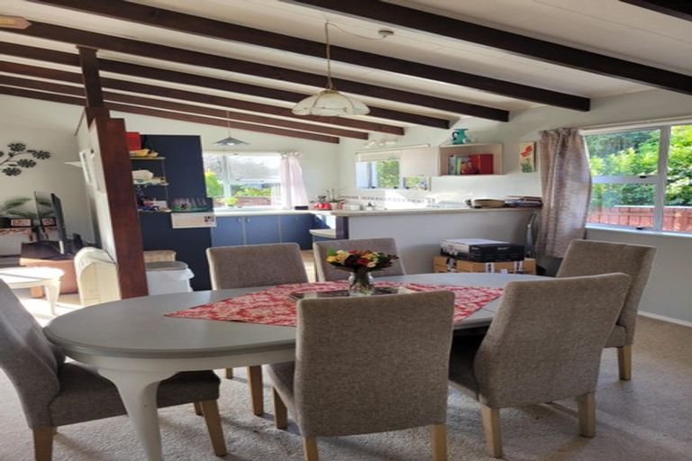 Photo of property in 22 Jellicoe Street, Greytown, 5712