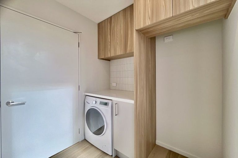 Photo of property in 1/10 Surrey Street, Linwood, Christchurch, 8062