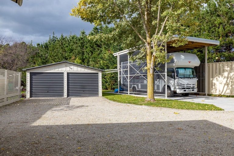 Photo of property in 139 Woodlands Road, Taumata Island, Carterton, 5792