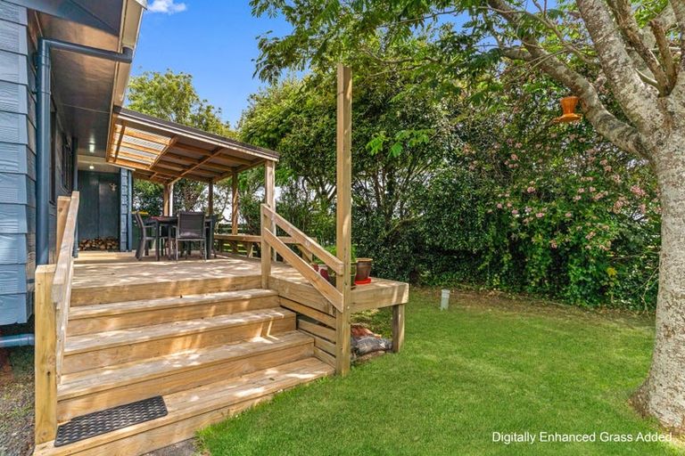 Photo of property in 21 Greenfield Road, Pollok, Waiuku, 2684