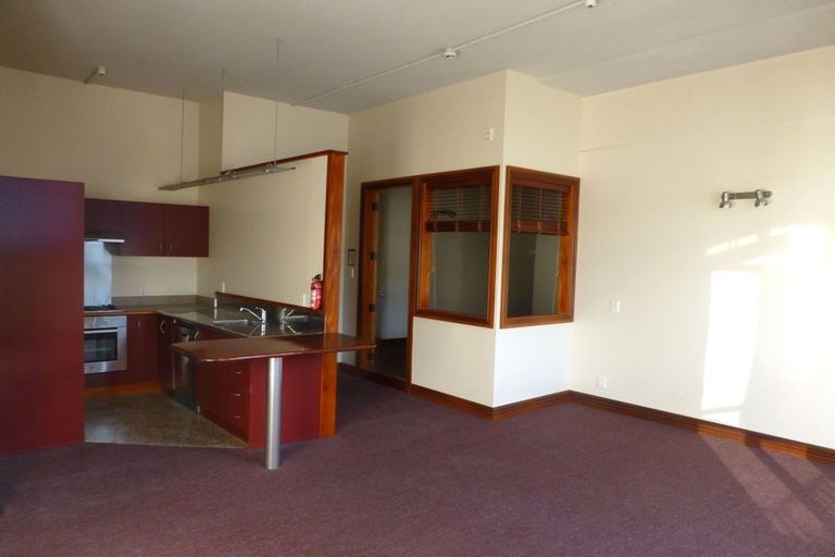 Photo of property in Pirie Street Townhouses, 28/35 Pirie Street, Mount Victoria, Wellington, 6011