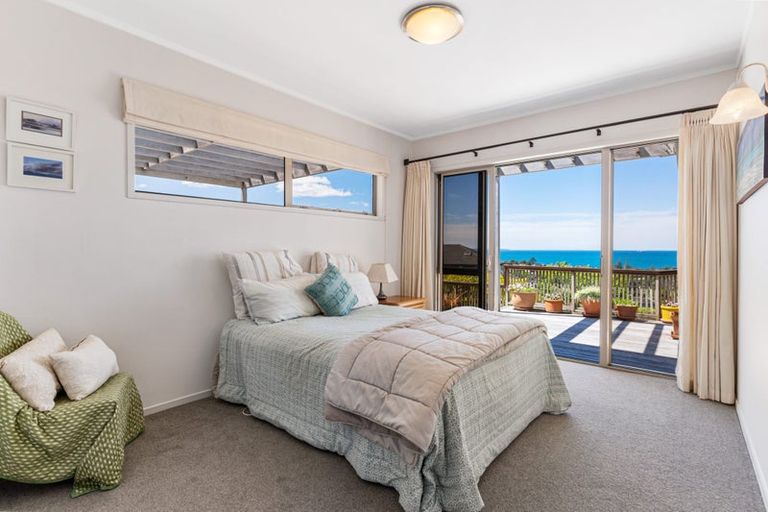 Photo of property in 9 Braemar Road, Castor Bay, Auckland, 0620