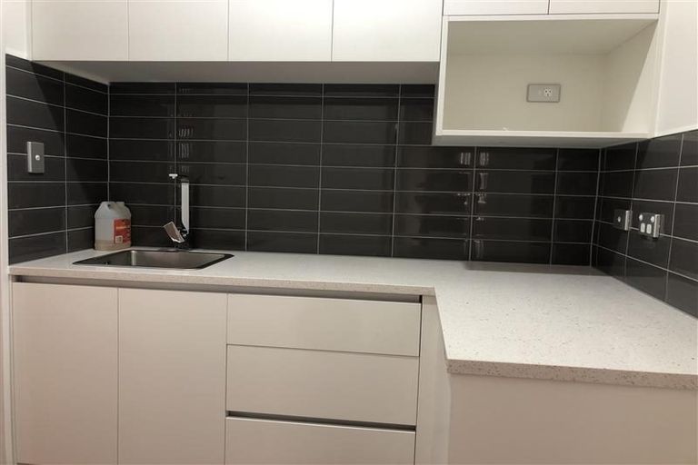 Photo of property in 35 Nola Dawn Avenue, Papakura, 2110