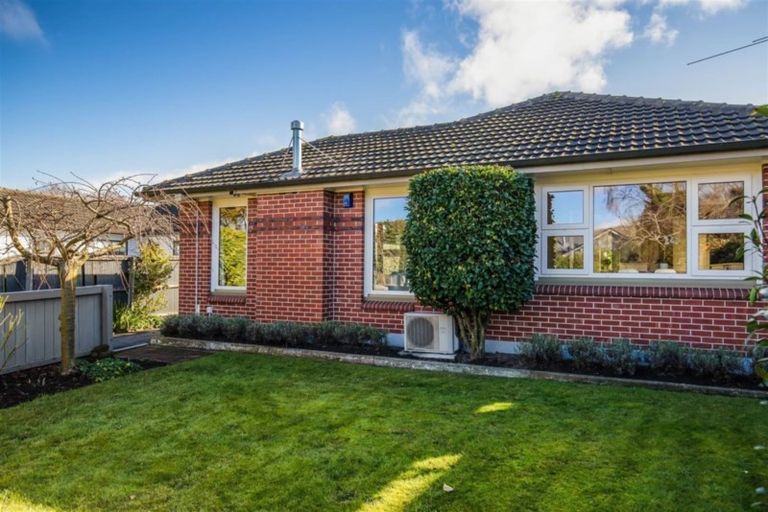 Photo of property in 115 Saint Martins Road, Saint Martins, Christchurch, 8022