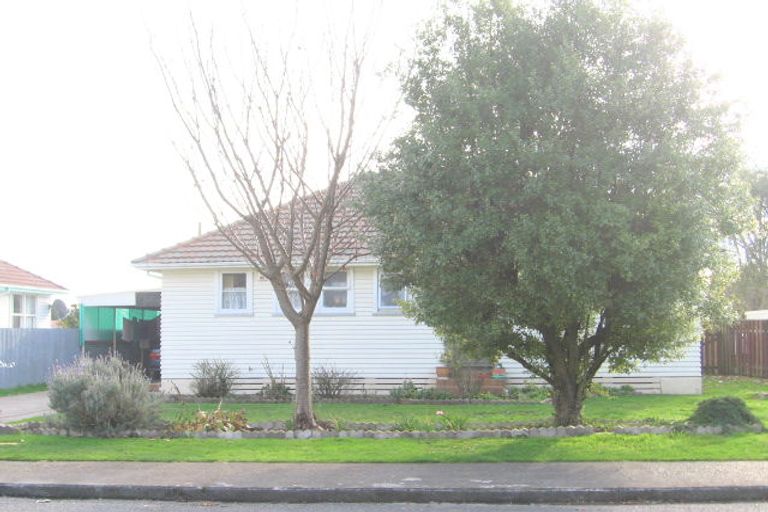 Photo of property in 1029 Hood Street, Mayfair, Hastings, 4122