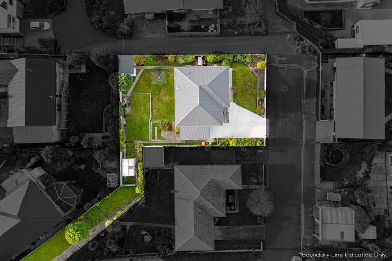 Photo of property in 9 Winston Place, Kew, Dunedin, 9012