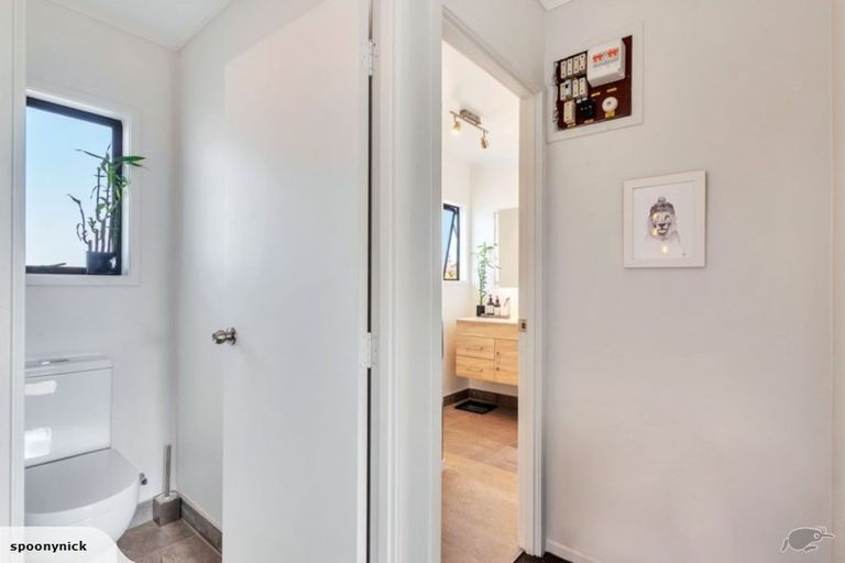 Photo of property in 4/8 Mayville Avenue, New Lynn, Auckland, 0600