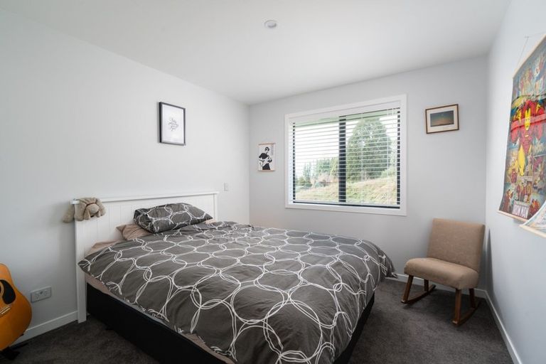 Photo of property in 11 Lochinvar Lane, Acacia Bay, Taupo, 3385