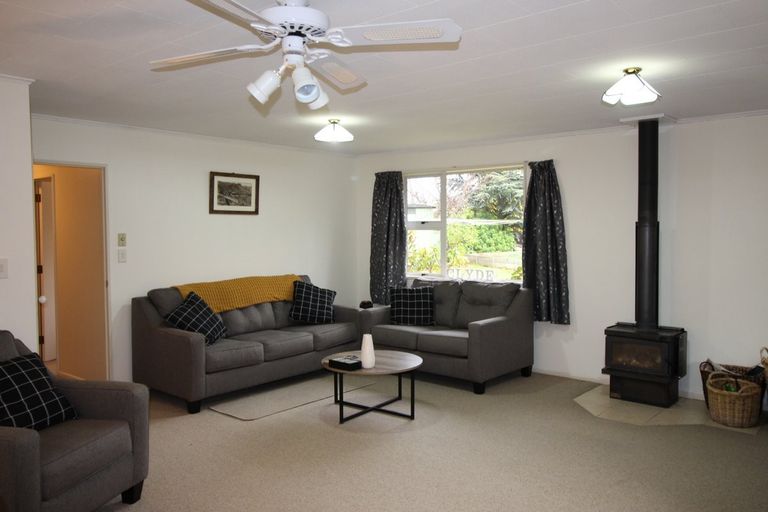Photo of property in 35 Hazlett Street, Clyde, 9330