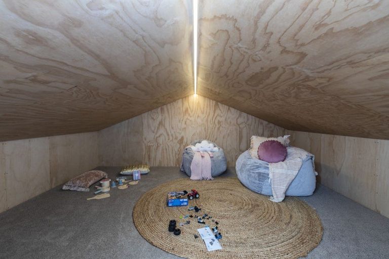 Photo of property in 89a Clarendon Terrace, Woolston, Christchurch, 8023