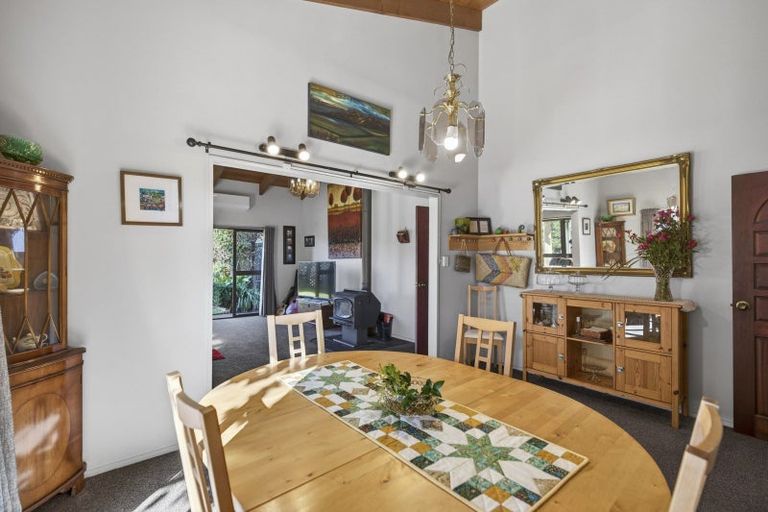 Photo of property in 99 Barrett Road, Whalers Gate, New Plymouth, 4310