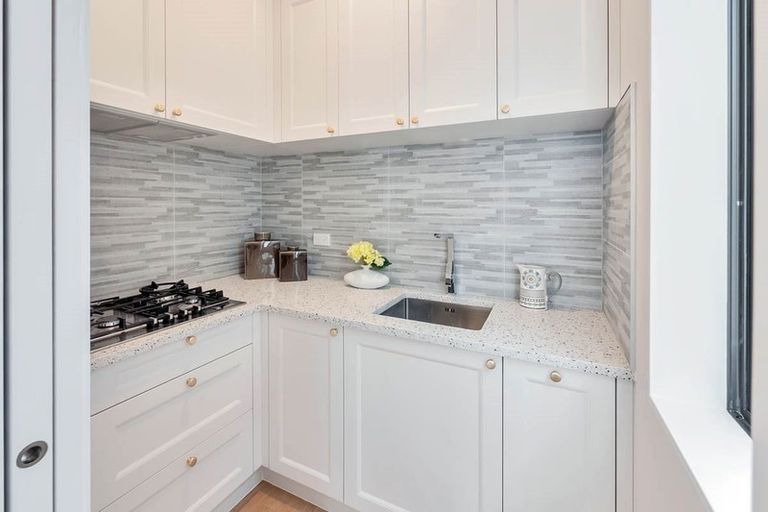 Photo of property in 15 Toanui Road, Hobsonville, Auckland, 0616