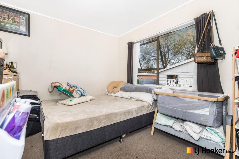 Photo of property in 9 Tacon Place, Mangere, Auckland, 2022