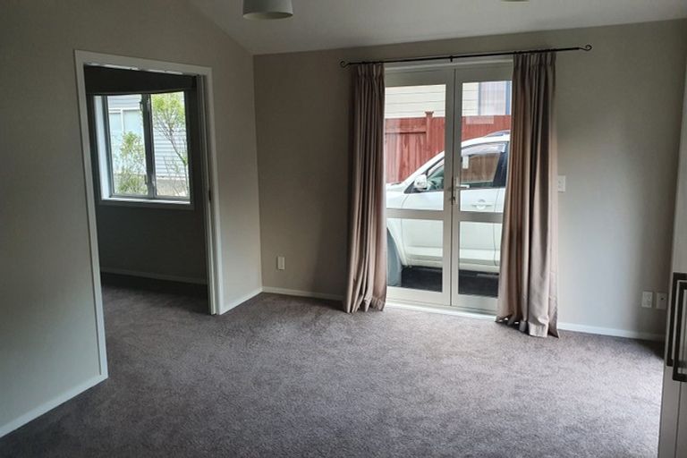 Photo of property in 140 Fraser Avenue, Johnsonville, Wellington, 6037