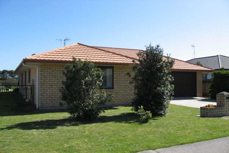 Photo of property in 89 Makarini Street, Paraparaumu, 5032