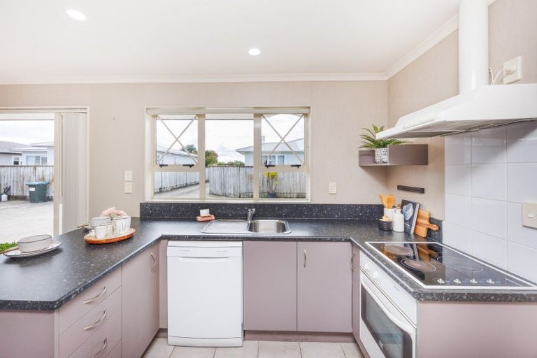 Photo of property in 24a Pitama Road, Awapuni, Palmerston North, 4412