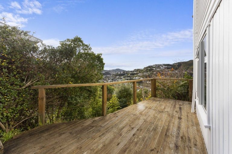 Photo of property in 107f2 Allington Road, Karori, Wellington, 6012