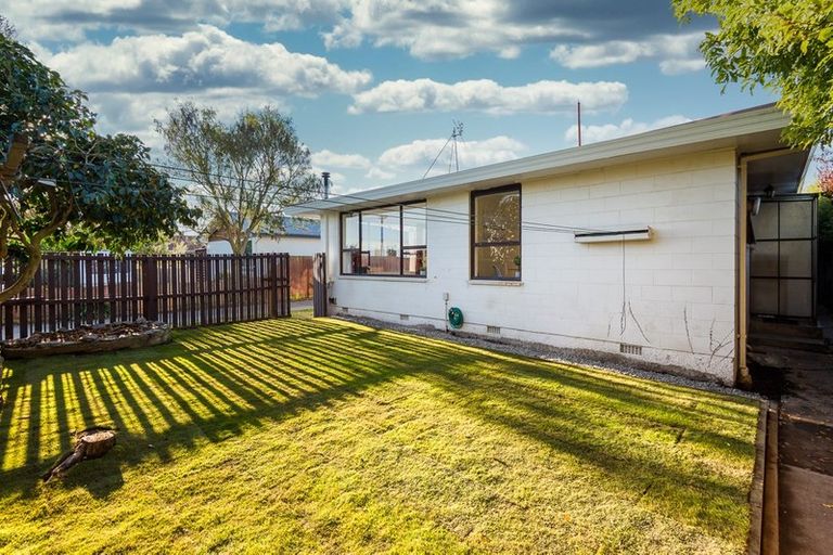 Photo of property in 1/156 Hendersons Road, Hoon Hay, Christchurch, 8025