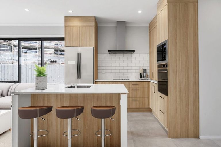 Photo of property in 9 Samuel Marsden Place, Whenuapai, 0618