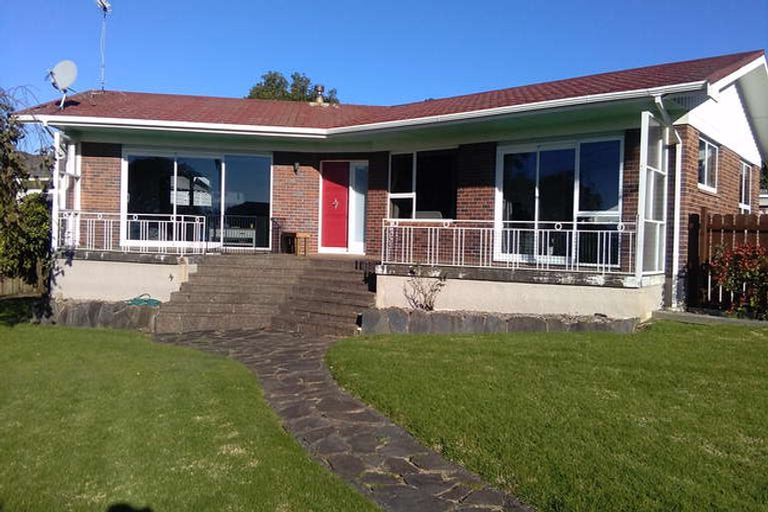 Photo of property in 148 Kitchener Road, Pukekohe, 2120