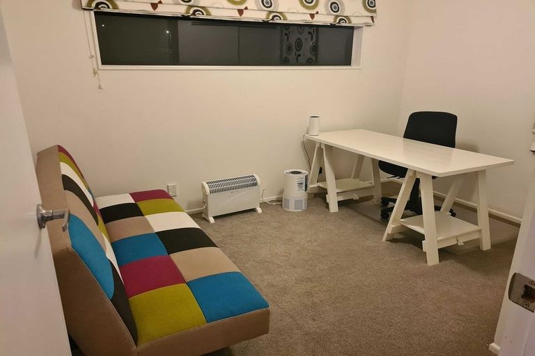 Photo of property in 39 Bosun Terrace, Whitby, Porirua, 5024