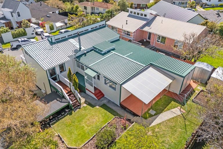 Photo of property in 6 Haast Close, Kelson, Lower Hutt, 5010