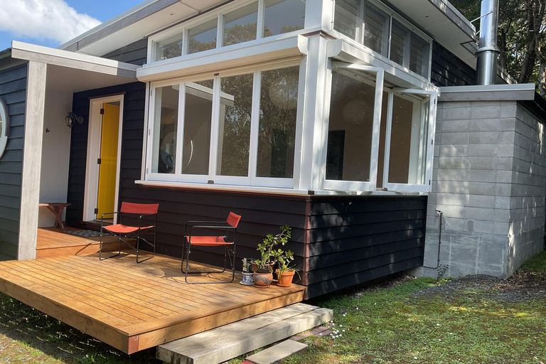 Photo of property in 27 Matheson Bay Road, Leigh, 0985