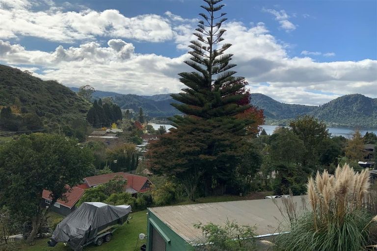 Photo of property in 90 Okareka Loop Road, Lake Okareka, Rotorua, 3076
