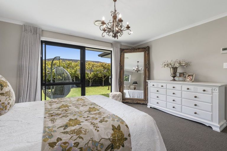 Photo of property in 10 Benmore Crescent, Pyes Pa, Tauranga, 3112