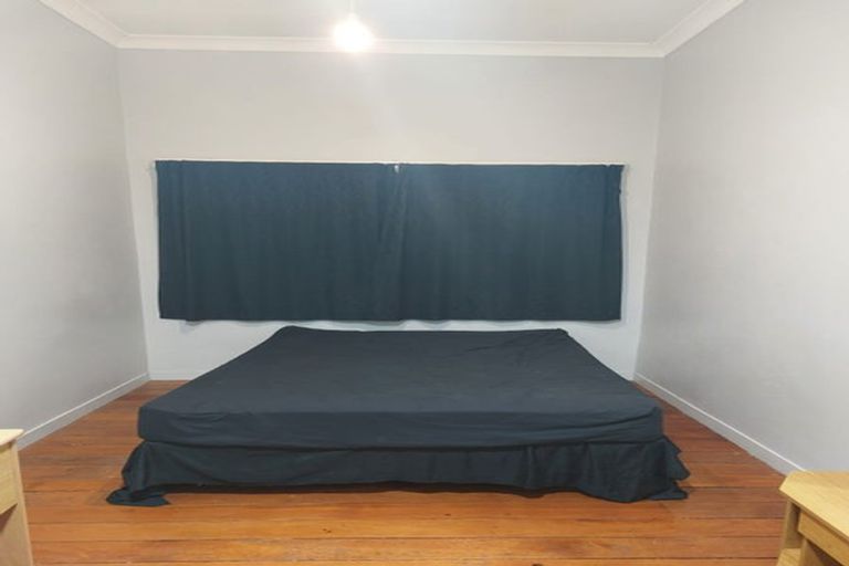 Photo of property in 28 Marama Street, Frankton, Hamilton, 3204