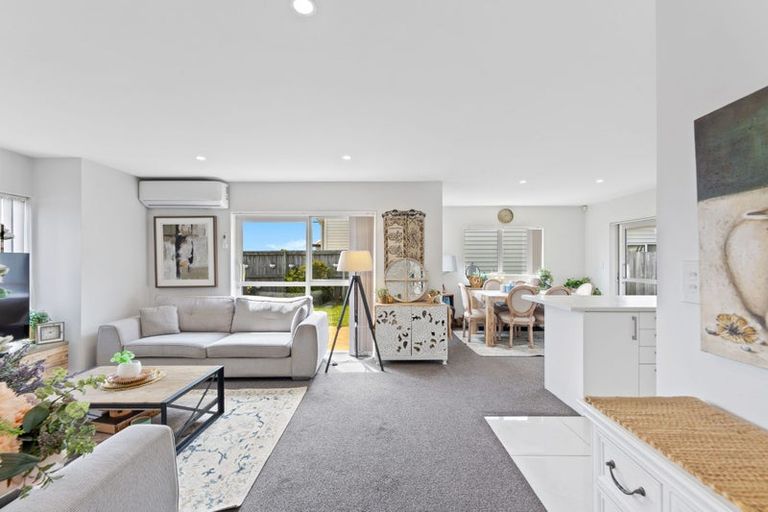 Photo of property in 3 Toutouwai Lane, Favona, Auckland, 2024