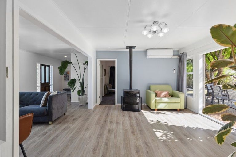 Photo of property in 22 Sunset Street, Hilltop, Taupo, 3330