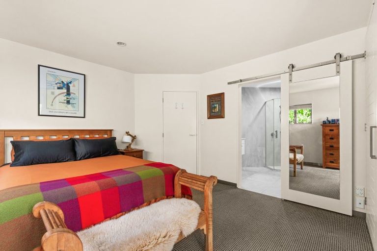 Photo of property in 145 Milton Road, Bluff Hill, Napier, 4110