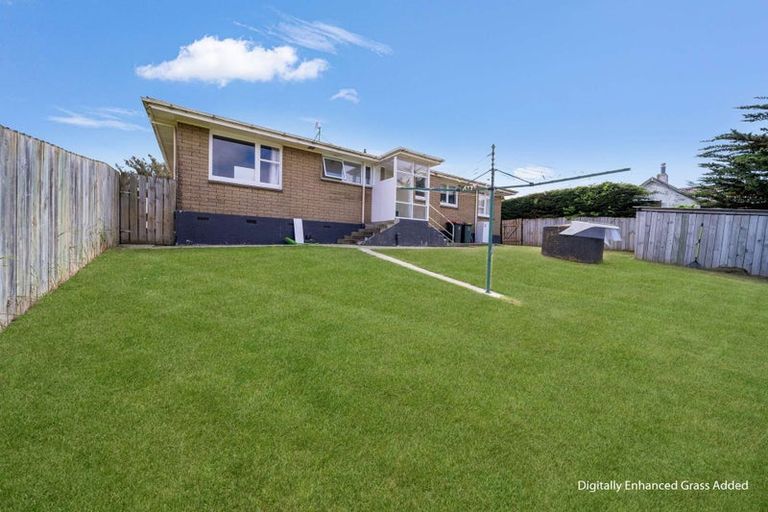 Photo of property in 3 George Street, Clinton, 9534