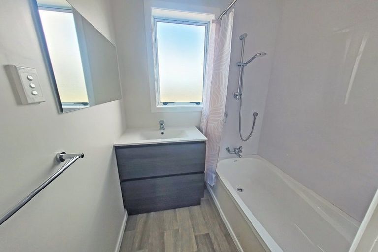 Photo of property in 16 Girvan Place, Tokoroa, 3420