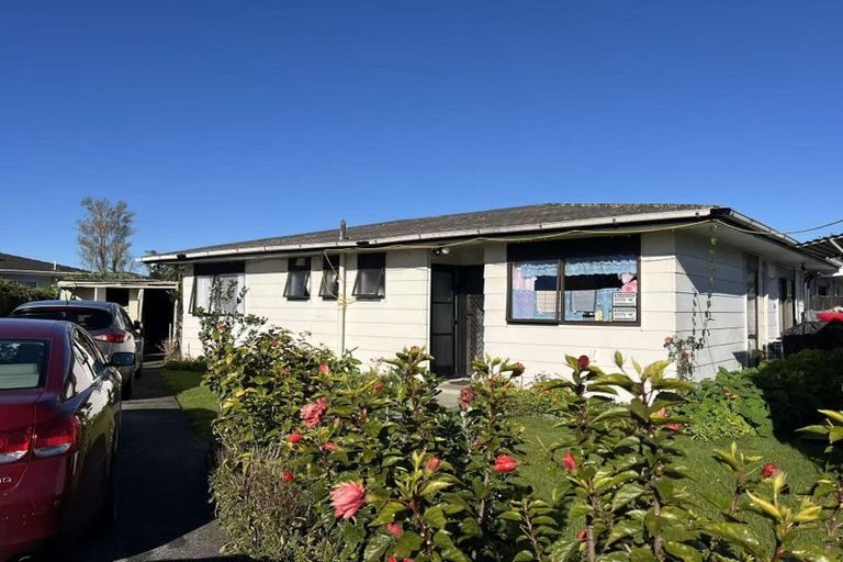 Photo of property in 2/18 Bingara Place, Favona, Auckland, 2024