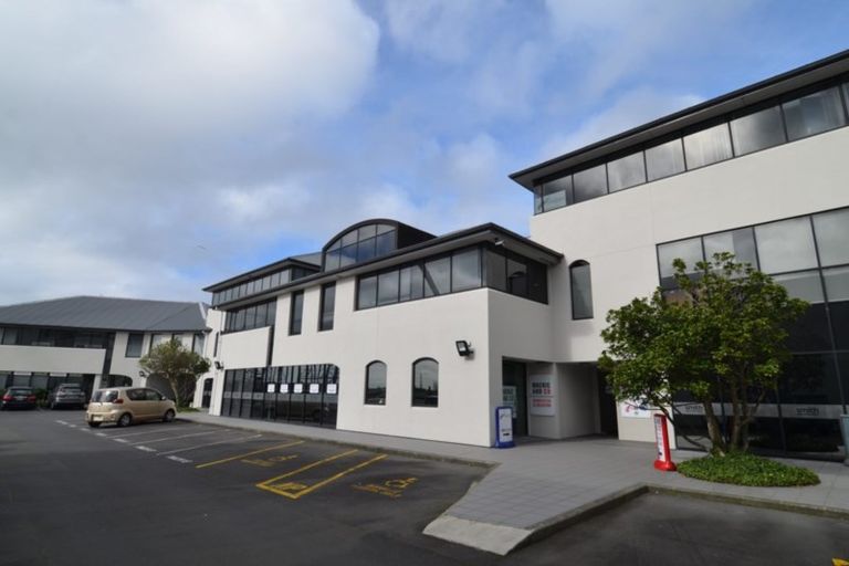 Photo of property in 1d Daytona Road, Henderson, Auckland, 0610