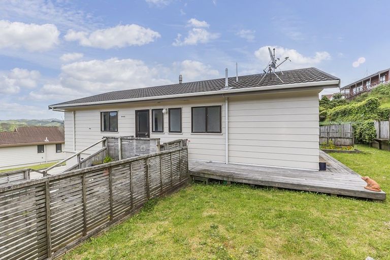 Photo of property in 17 Cathie Place, Karori, Wellington, 6012