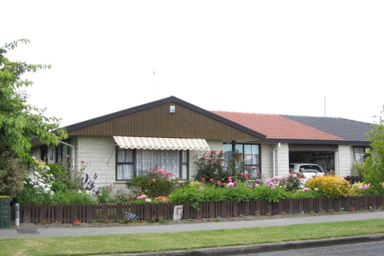 Photo of property in 51 Cowes Street, Avondale, Christchurch, 8061
