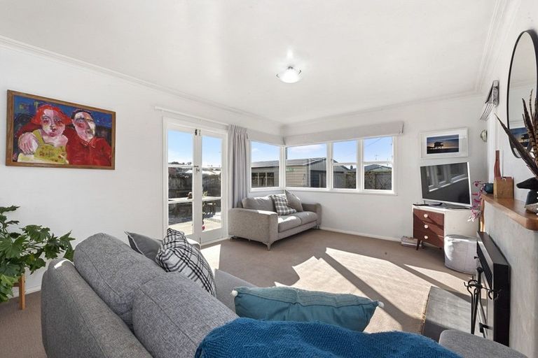 Photo of property in 10 Poaka Avenue, Dinsdale, Hamilton, 3204