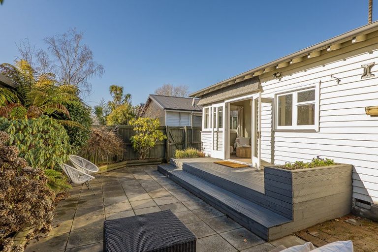 Photo of property in 139 Saint Martins Road, Saint Martins, Christchurch, 8022