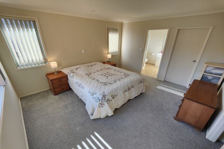 Photo of property in 16 Earlswood Avenue, Hamilton East, Hamilton, 3216