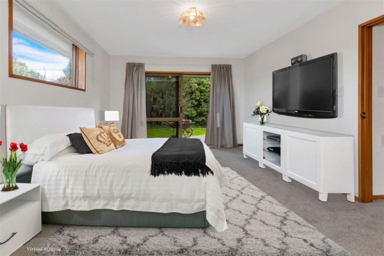 Photo of property in 11 Rossiter Avenue, Redwood, Christchurch, 8051