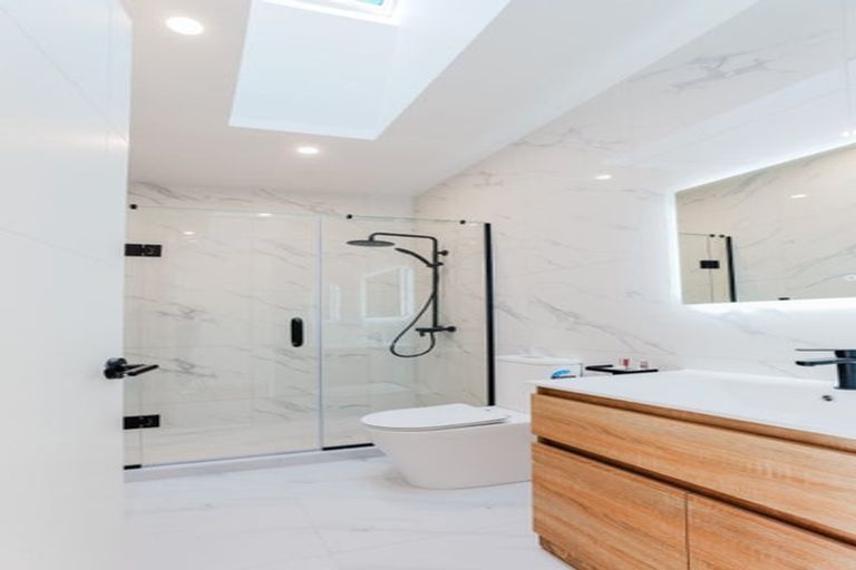 Photo of property in 37 Horokaka Street, Massey, 0614