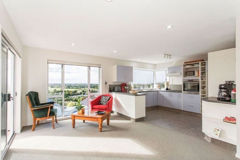 Photo of property in 5 Uldale Place, Northpark, Auckland, 2013