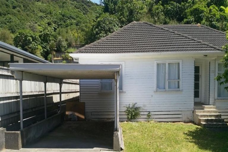 Photo of property in 22 Kowhai Street, Wainuiomata, Lower Hutt, 5014
