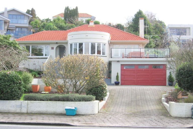 Photo of property in 37 Lake Domain Drive, Frankton, Hamilton, 3204