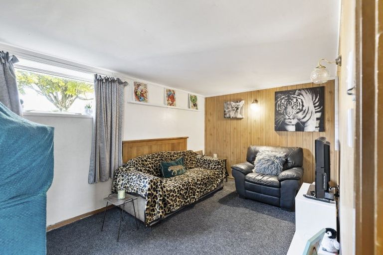 Photo of property in 11 Pirinoa Street, Feilding, 4702