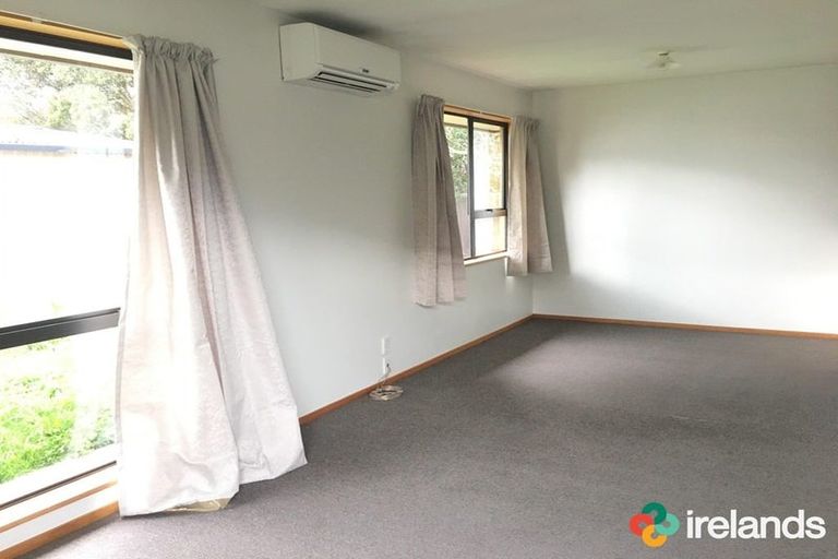 Photo of property in 27 Castile Place, Belfast, Christchurch, 8051