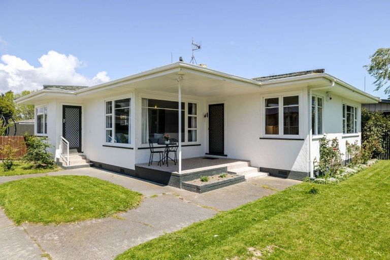 Photo of property in 52 College Street, Awapuni, Palmerston North, 4412